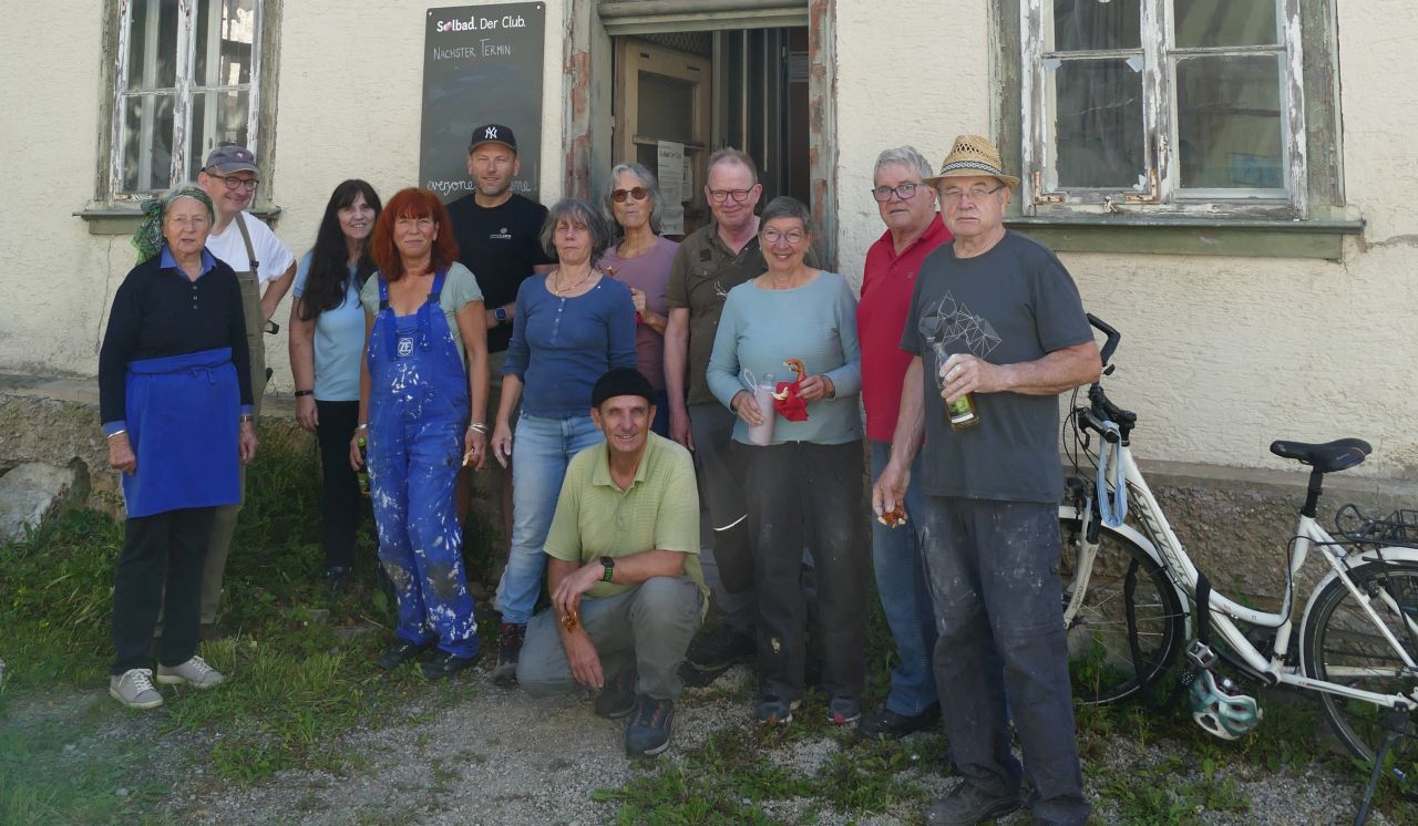 Sanieringsstart Oberes Soolbad Anfang Juni 2026 mit über 15 Helferinnen und Helfern von der BI Denk-Mal. Foto: Friederichs