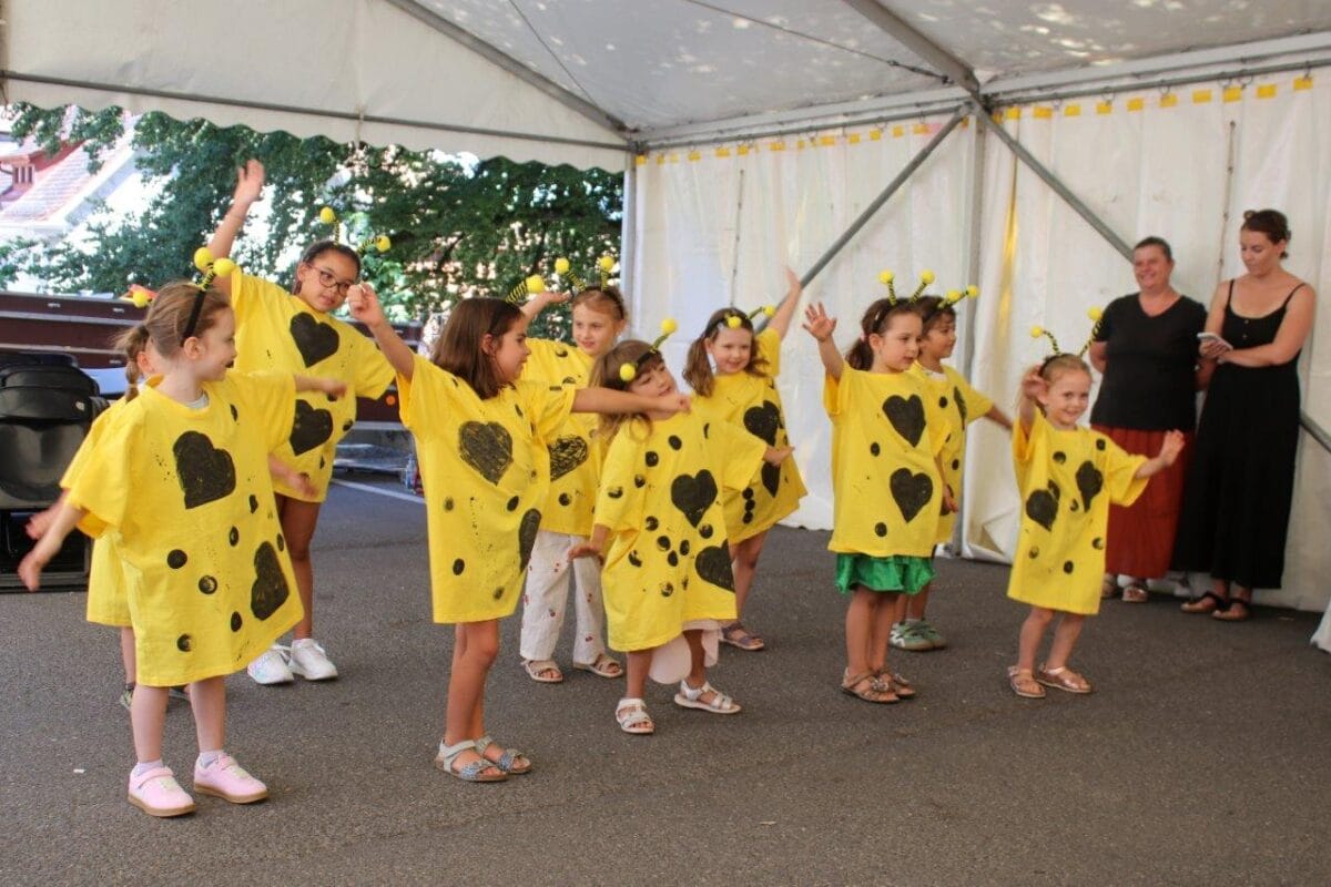10 gemeindefest 2026 kindergarten himelreich beim tänzchen foto hildebrand