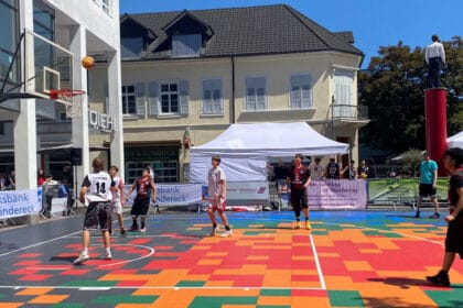 260728 basket team1 und team2 im direkten duell in lörrach