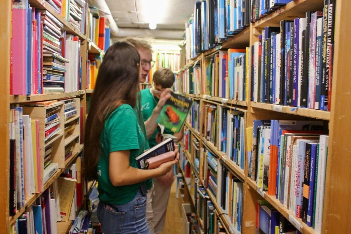 5 gemeindefest 2026 bücherverkauf foto hildebrand