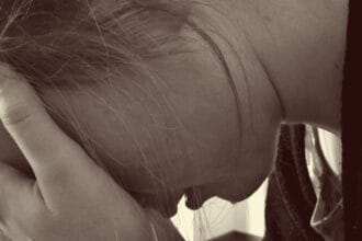 counselling woman 1006100