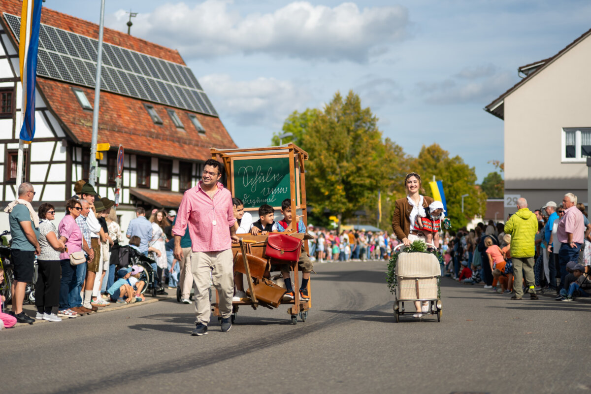 2026.10.02 saukirbe göllsdorf sonntagsumzug 011