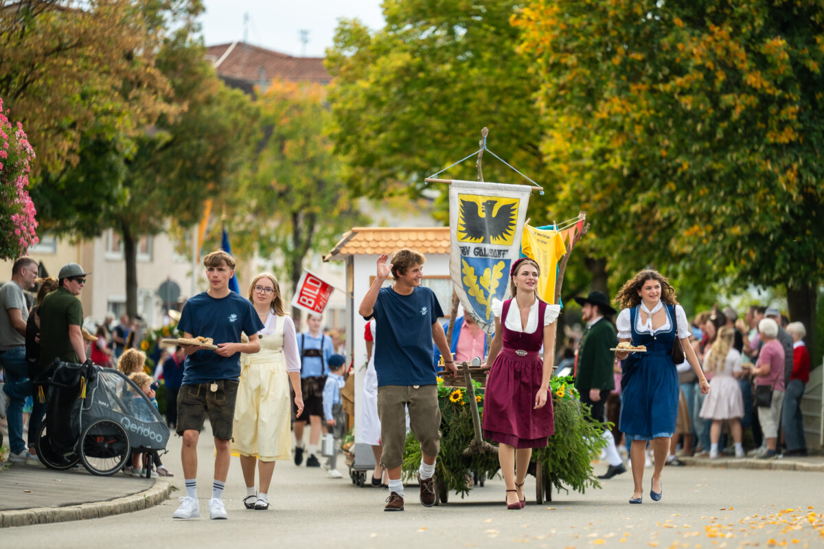 2026.10.02 saukirbe göllsdorf sonntagsumzug 060