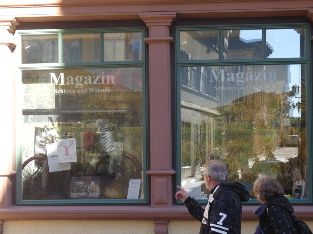 jetzt in der oberen hauptstrasse 27 das magazin p1180481