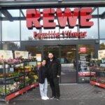 v.l.n.r.: Vanessa und Sinan Yilmaz, Rewe-Markt Rottweil – Rottweil