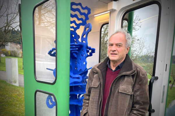 Stellt im Forum Kunst aus und nun auch beim Hausener KunstDÜNGER-Verein: Der in Rottweil geborene Dietrich Schön. Foto: privat