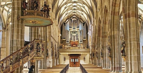 1 heilig kreuz münster rottweil blick zur orgel quer foto hildebrand